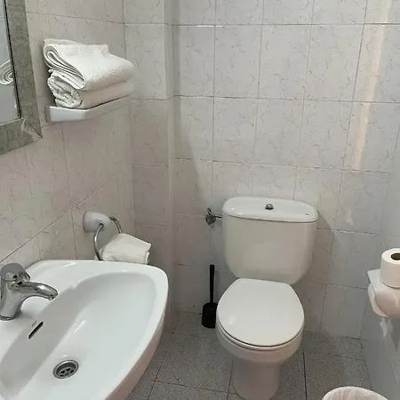 Fonda Joan Guest house