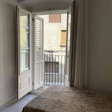 Fonda Joan 3* Санта-Колома-де-Фарн