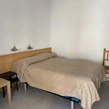 Fonda Joan Guest house Santa Coloma De Farners